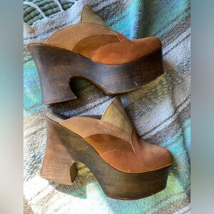 Free People Suede “SunRay” Clog size 40